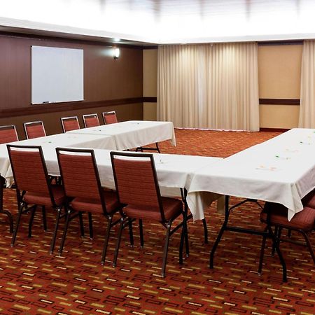 Courtyard By Marriott Wichita East Ξενοδοχείο Εξωτερικό φωτογραφία