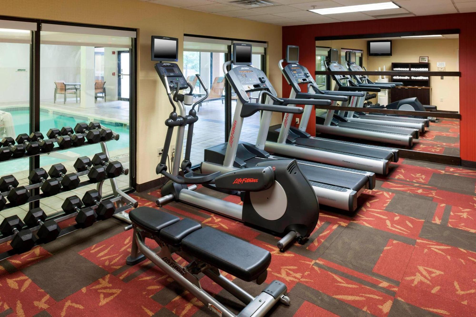 Courtyard By Marriott Wichita East Ξενοδοχείο Εξωτερικό φωτογραφία