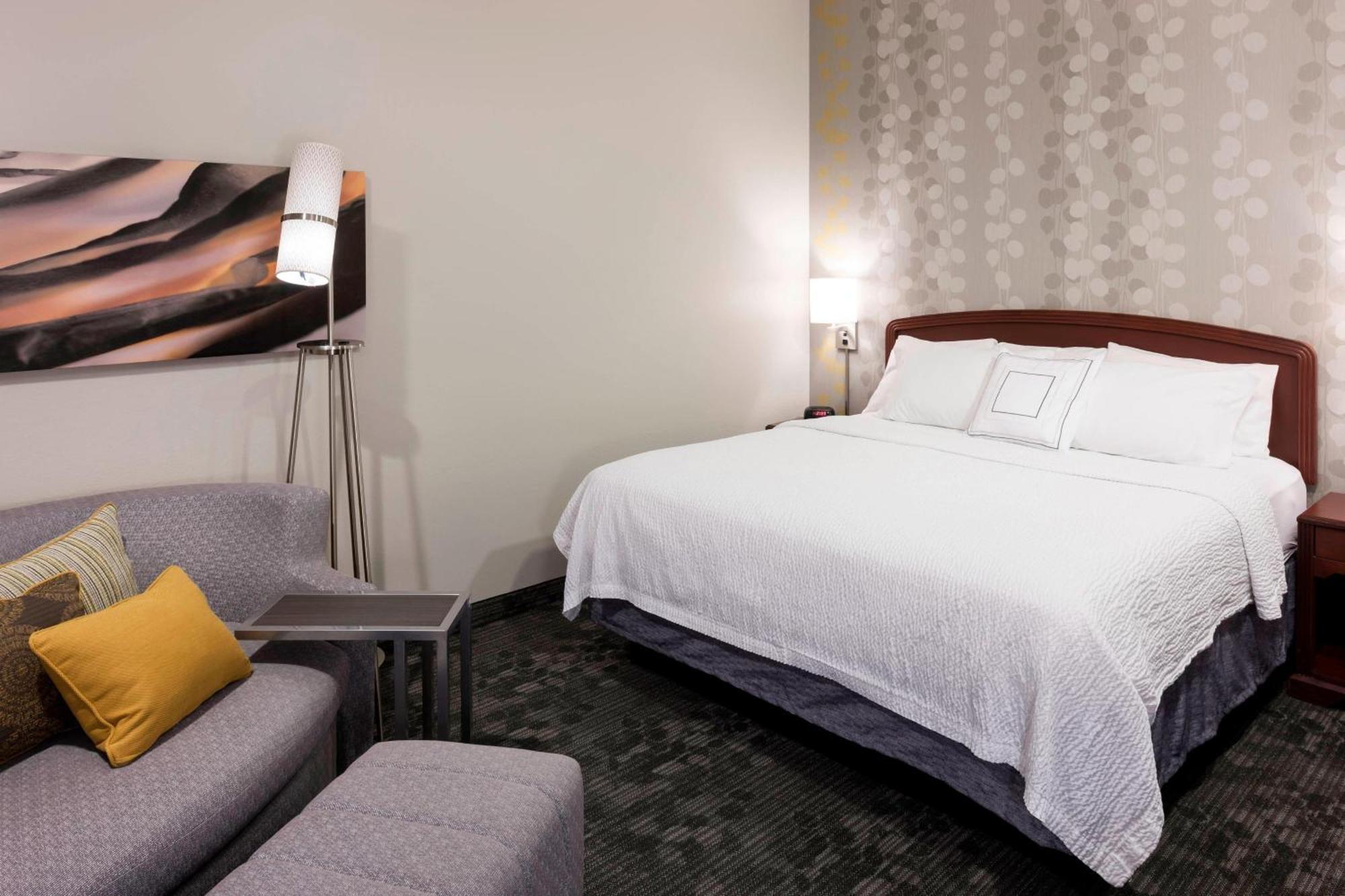 Courtyard By Marriott Wichita East Ξενοδοχείο Εξωτερικό φωτογραφία