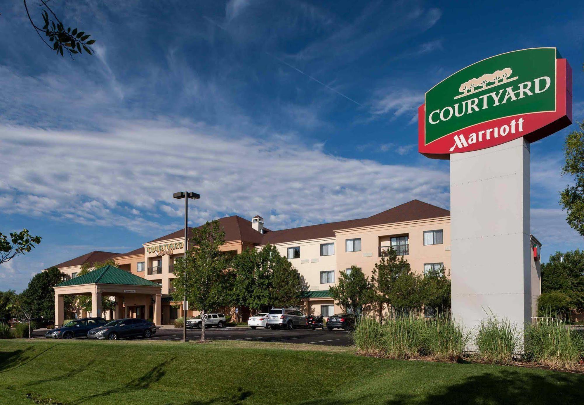 Courtyard By Marriott Wichita East Ξενοδοχείο Εξωτερικό φωτογραφία