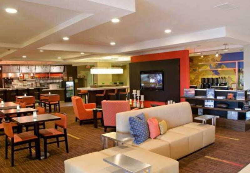 Courtyard By Marriott Wichita East Ξενοδοχείο Εξωτερικό φωτογραφία