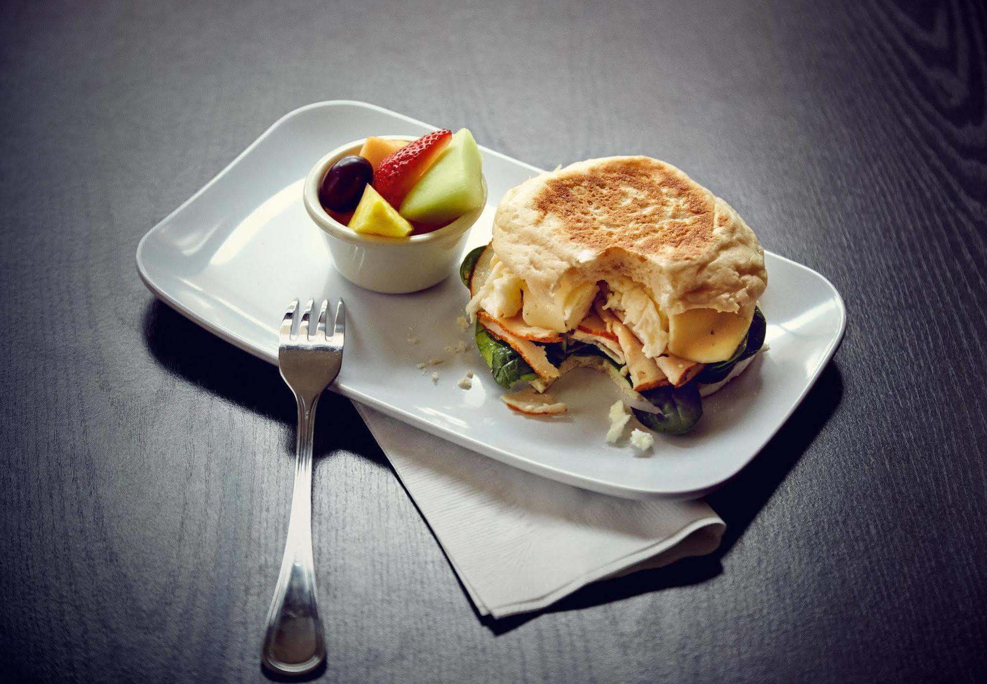 Courtyard By Marriott Wichita East Ξενοδοχείο Εξωτερικό φωτογραφία