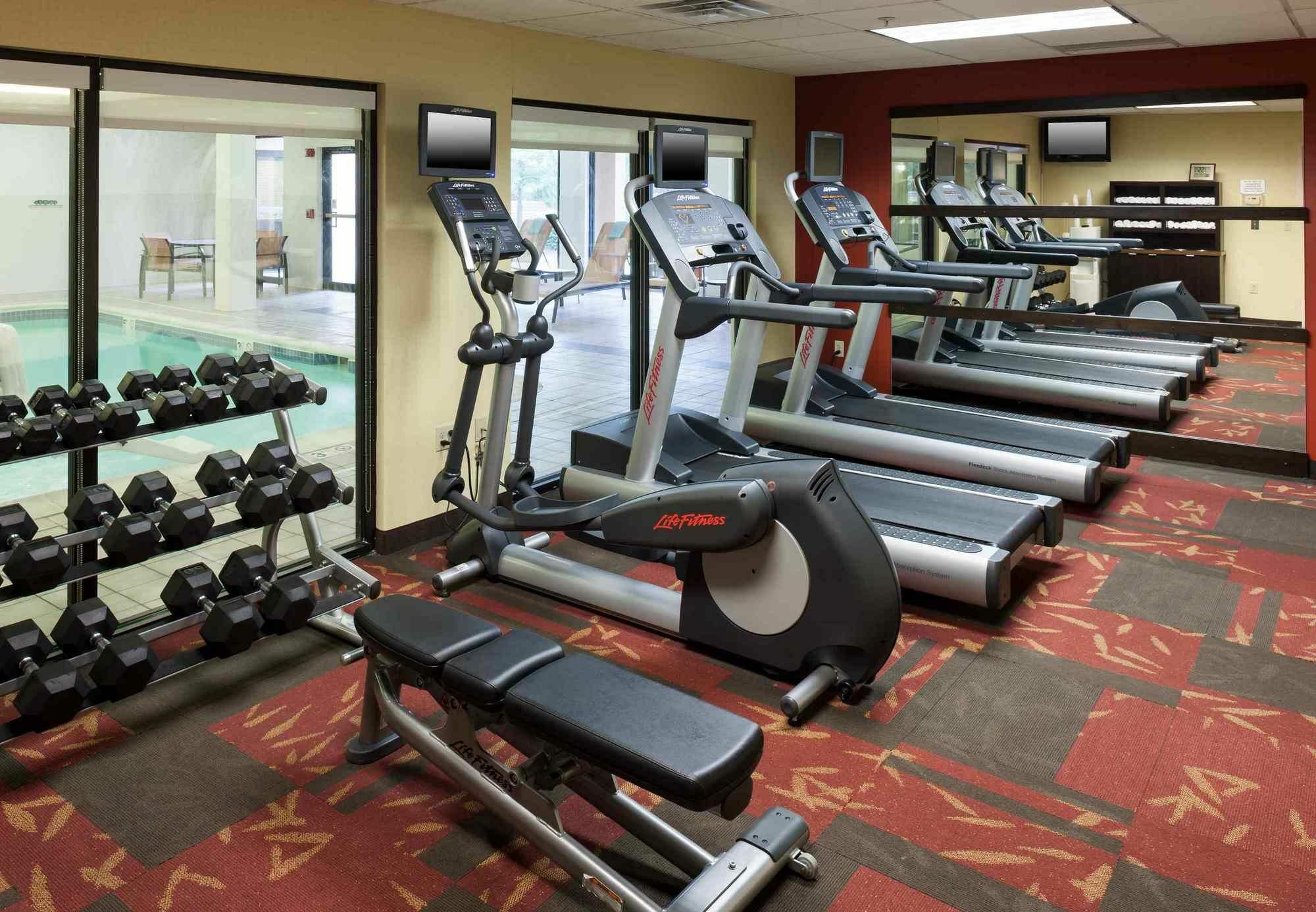 Courtyard By Marriott Wichita East Ξενοδοχείο Εξωτερικό φωτογραφία