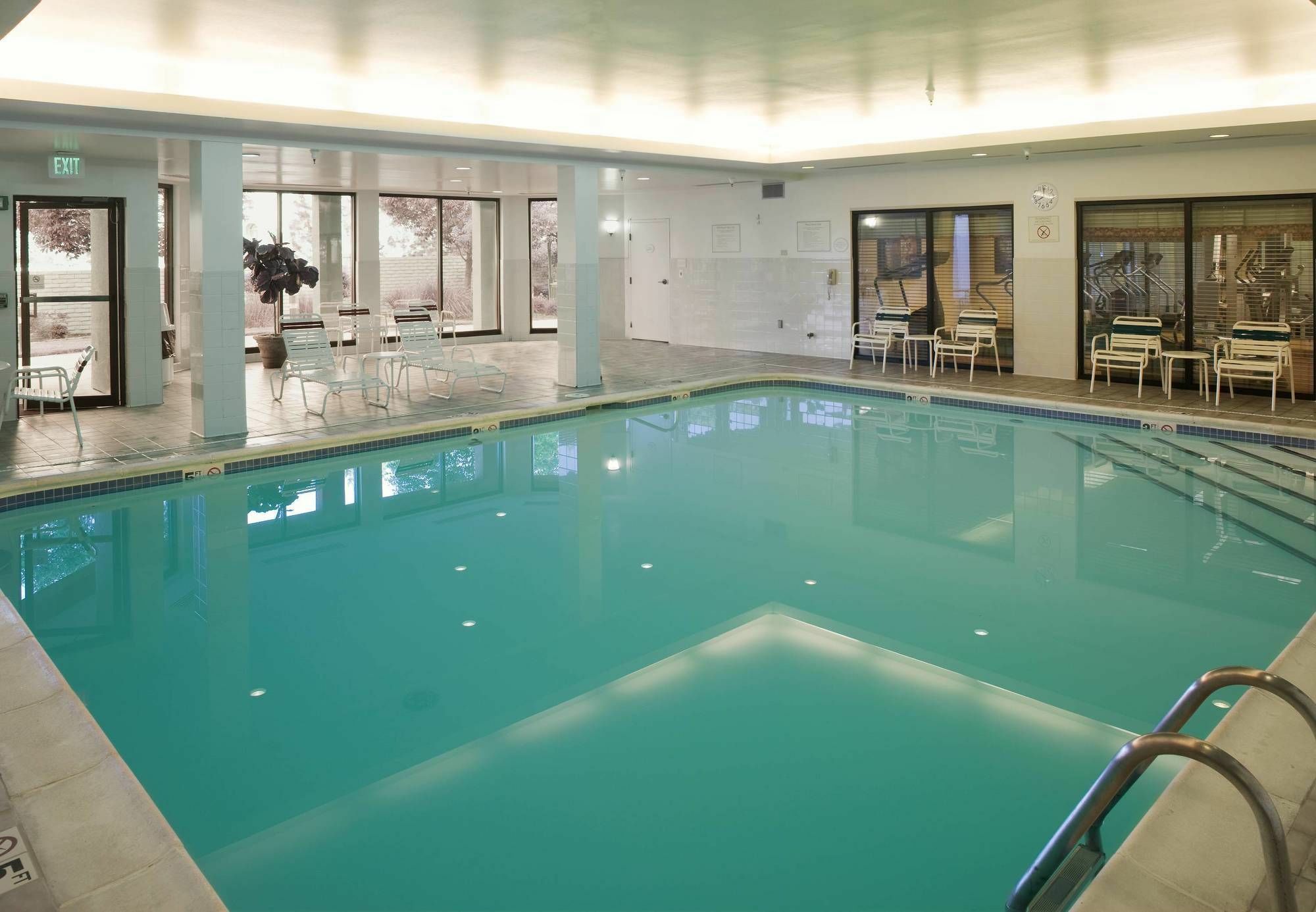 Courtyard By Marriott Wichita East Ξενοδοχείο Εξωτερικό φωτογραφία